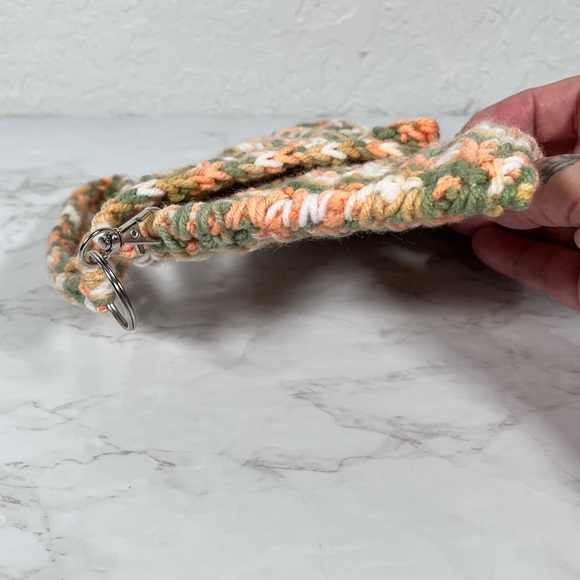 Peach Crochet Wristlet Clutch - Picture 7 of 11